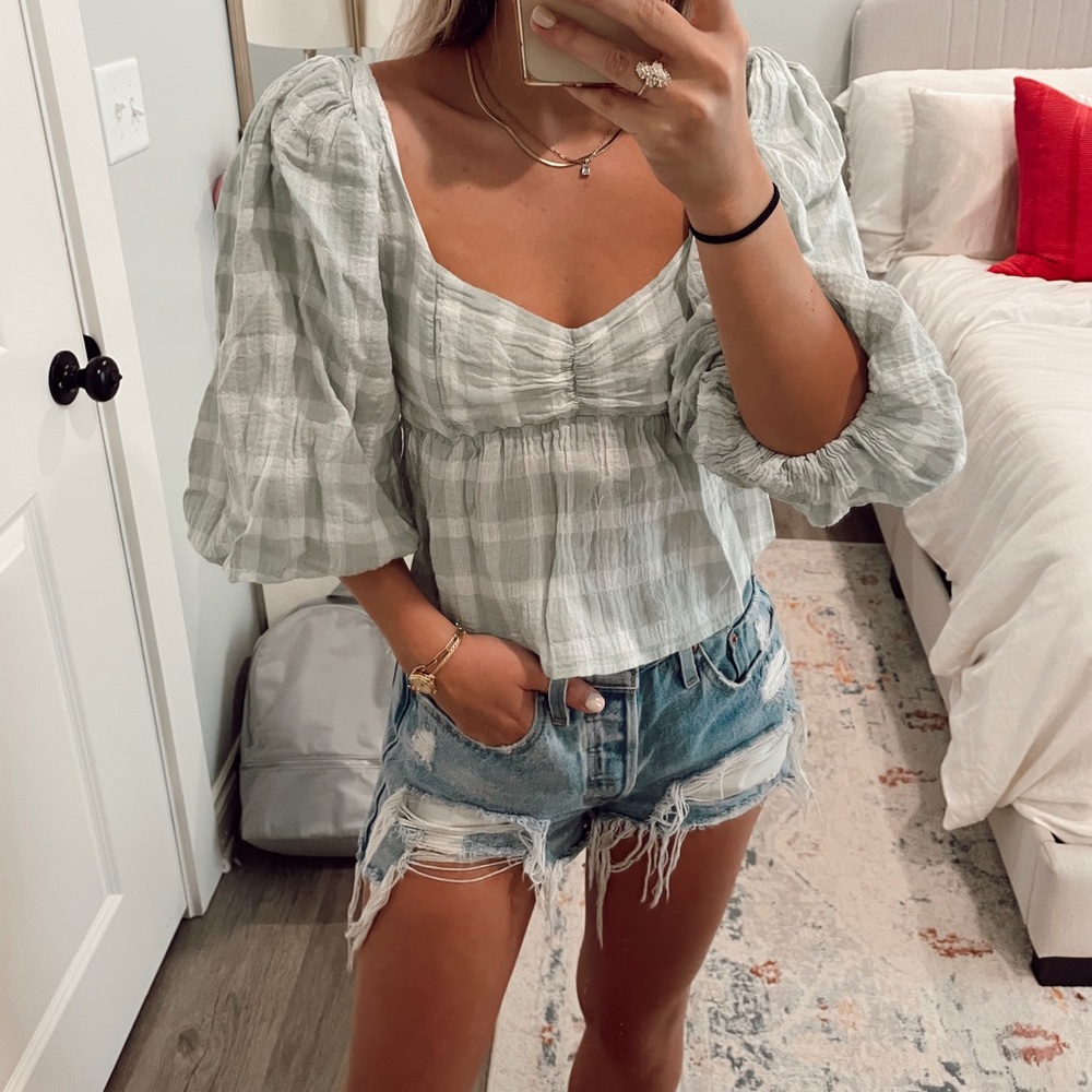 Show me your Mumu green top!